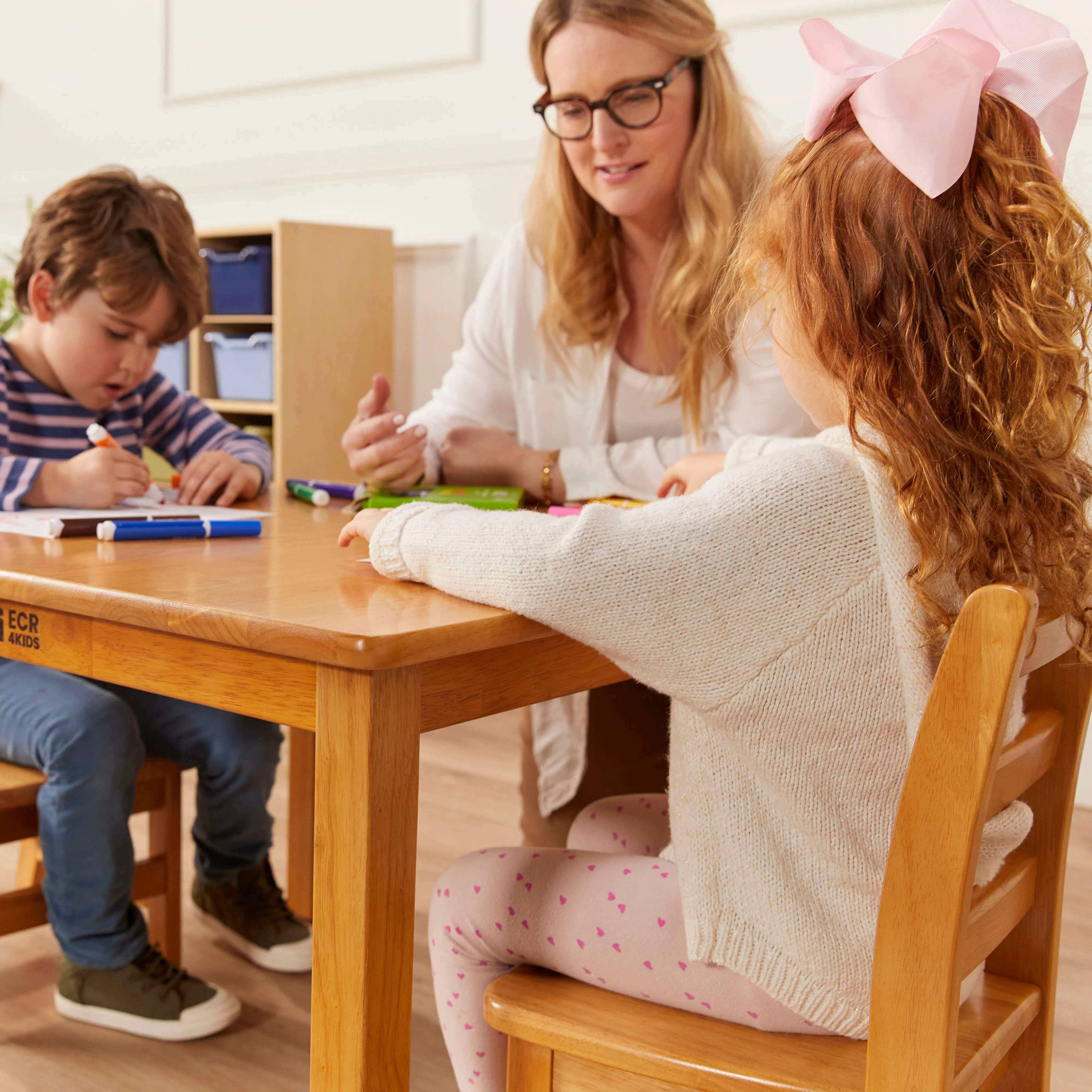 24in x 24in Square Hardwood Table with 20in Legs and Two 10in Chairs, Kids Furniture