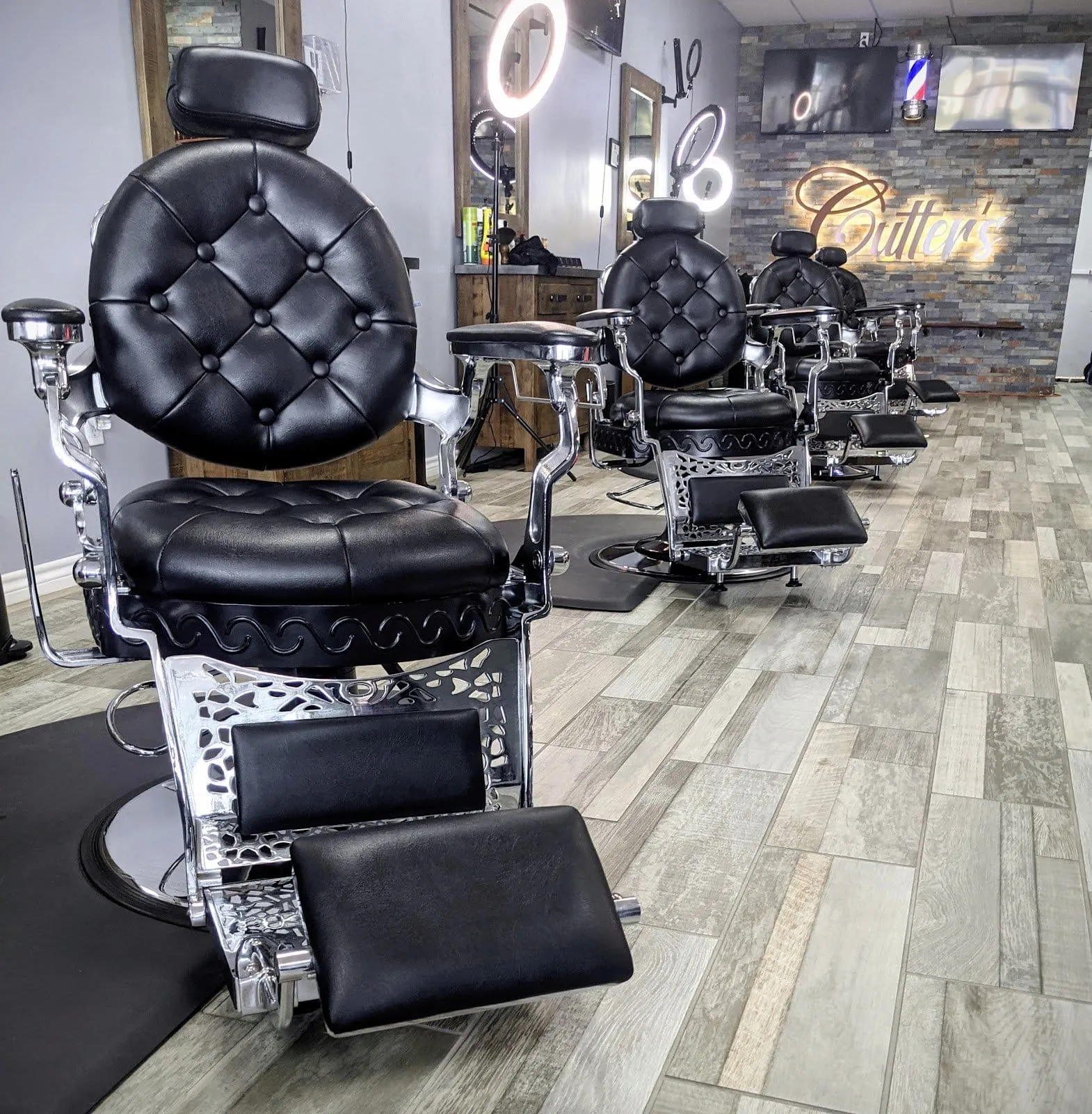 Madison Barber Chair