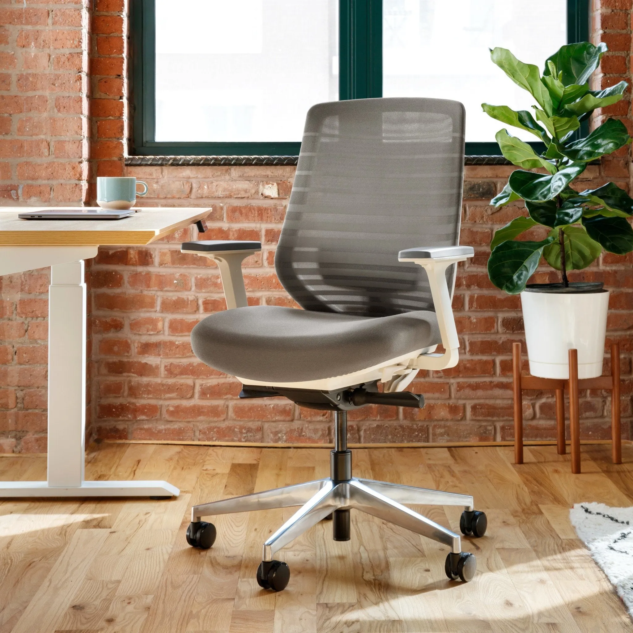 Open Box - Ergonomic Chair