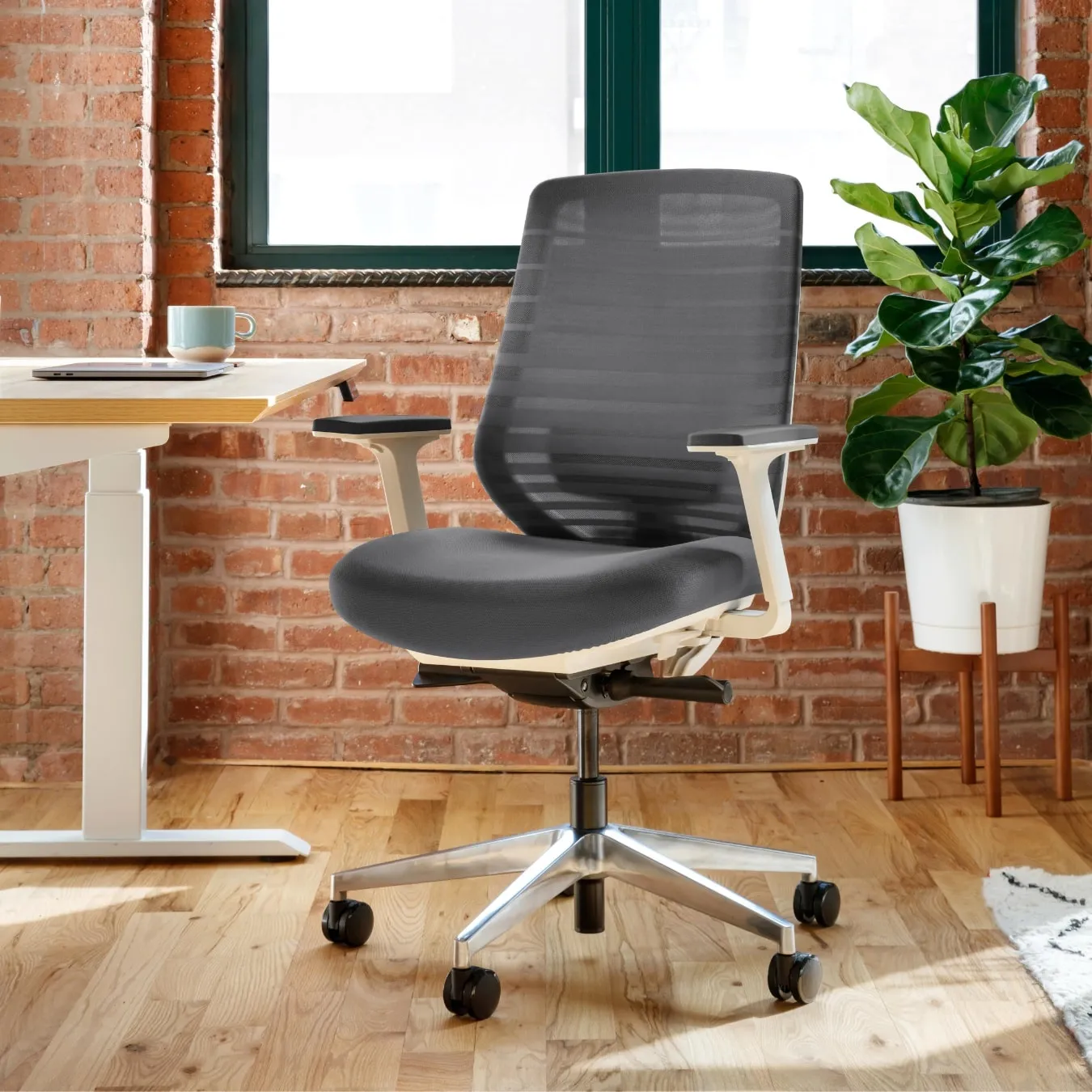 Open Box - Ergonomic Chair