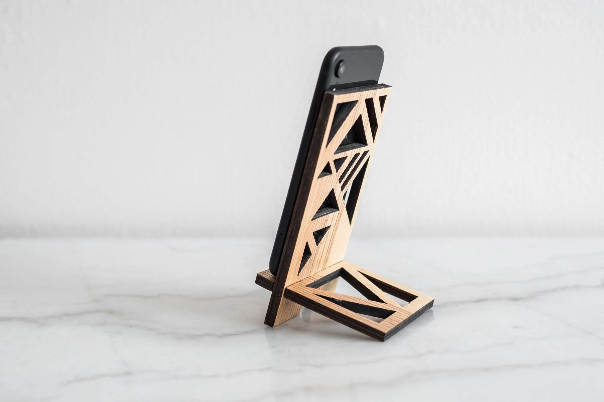 Smartphone wooden stand