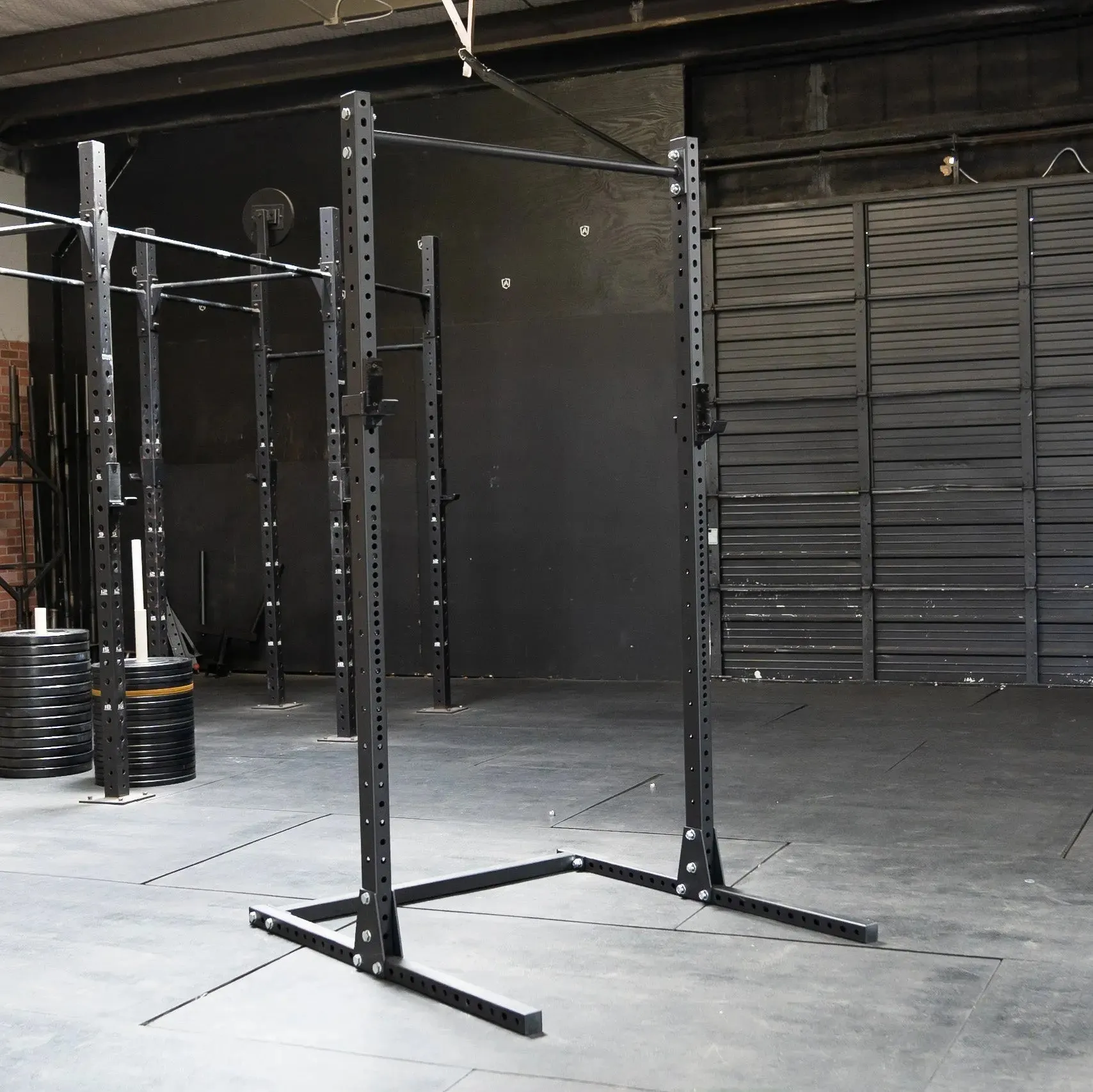 Unlimited Squat Rack with Pull-Up Bar